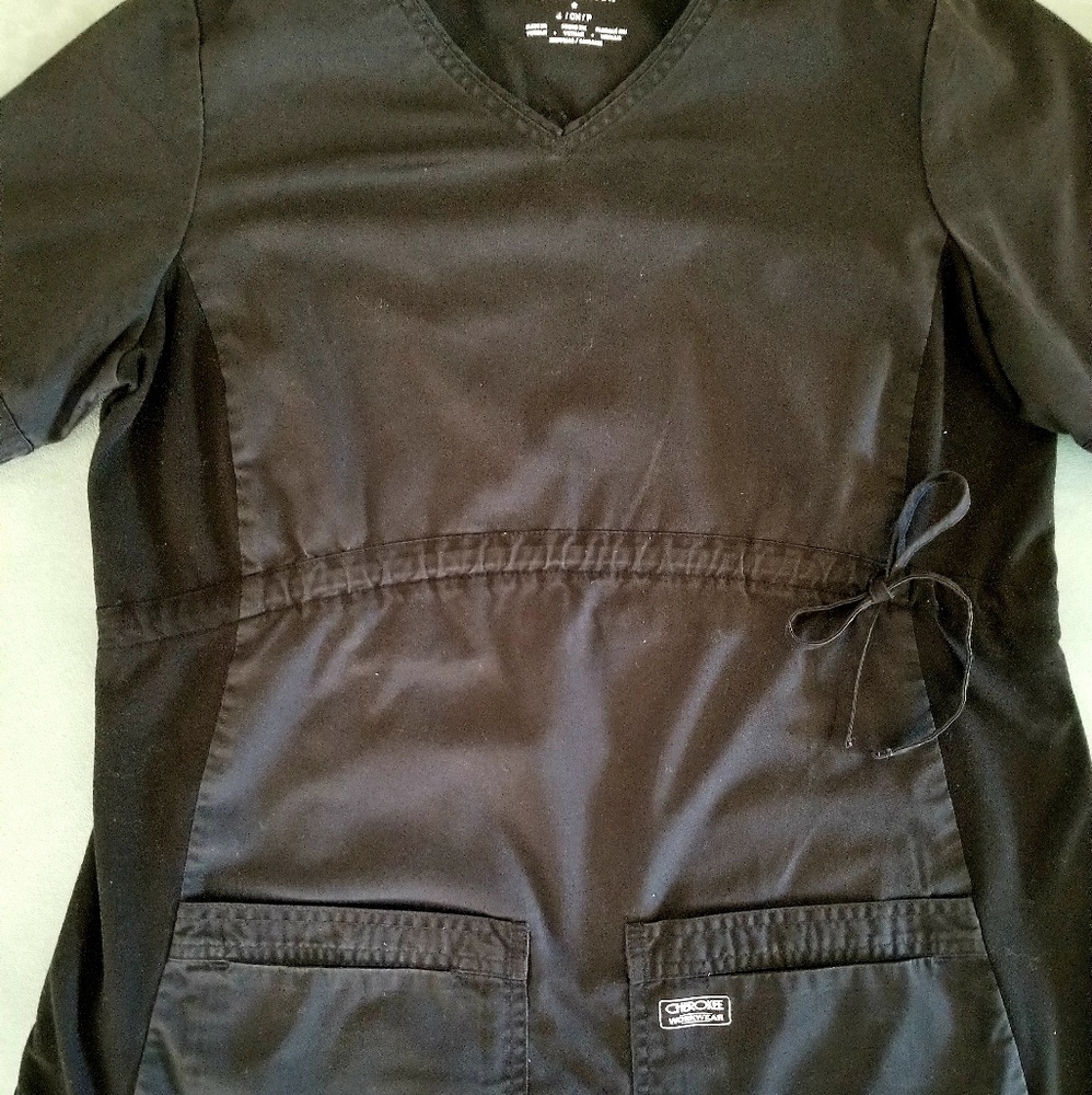 Black maternity scrub top